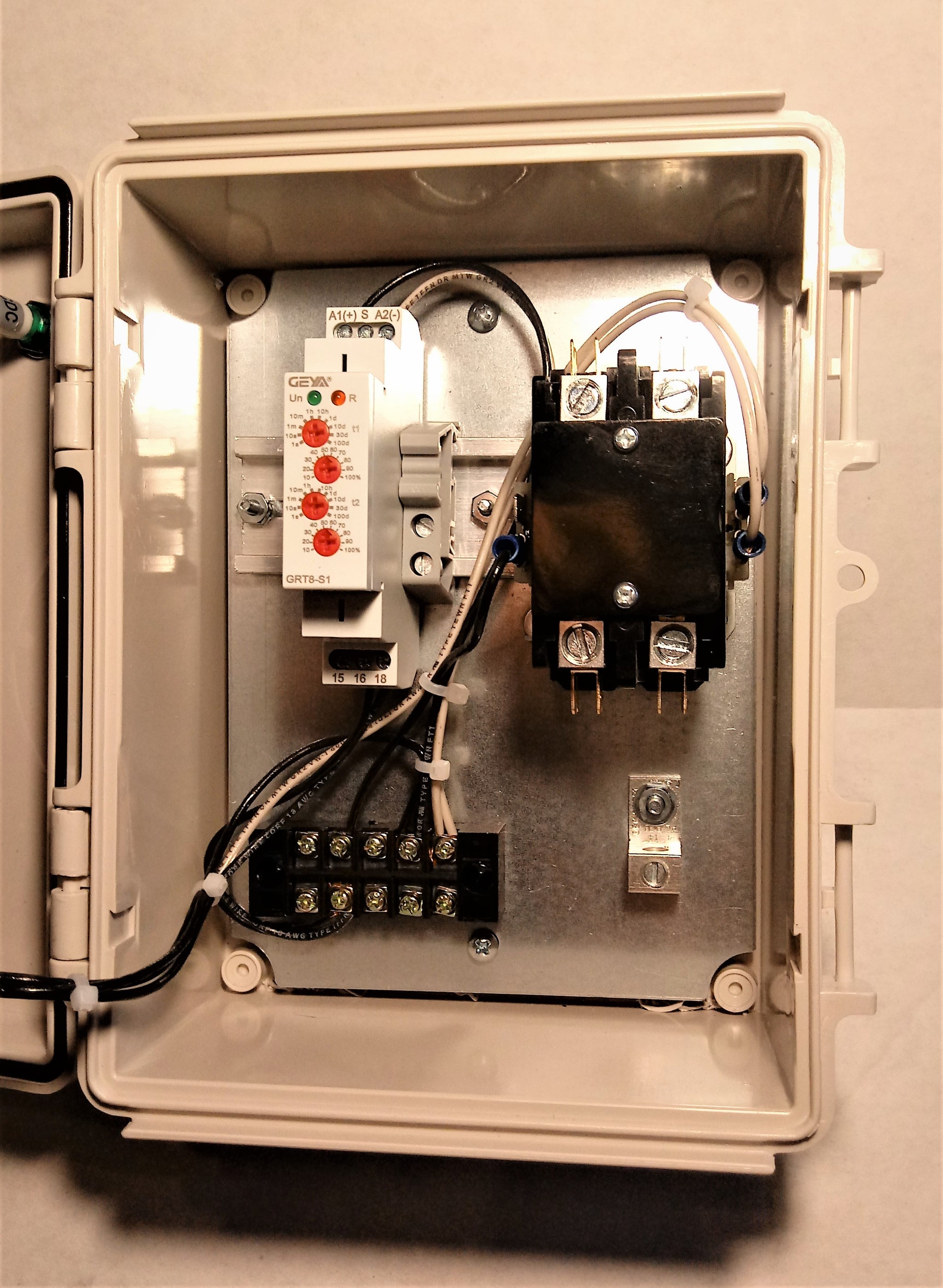 On/Off Timer Control Panel with 1, 2 or 3-Pole Contactor -120V AC – Imagine  Industrial Controls, image size:2048x2797